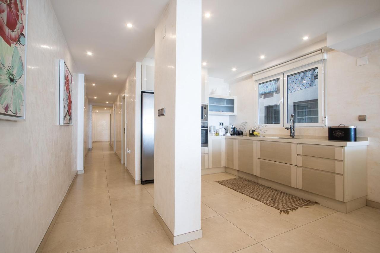 First Line Luxury Apartments אליקאנטה מראה חיצוני תמונה