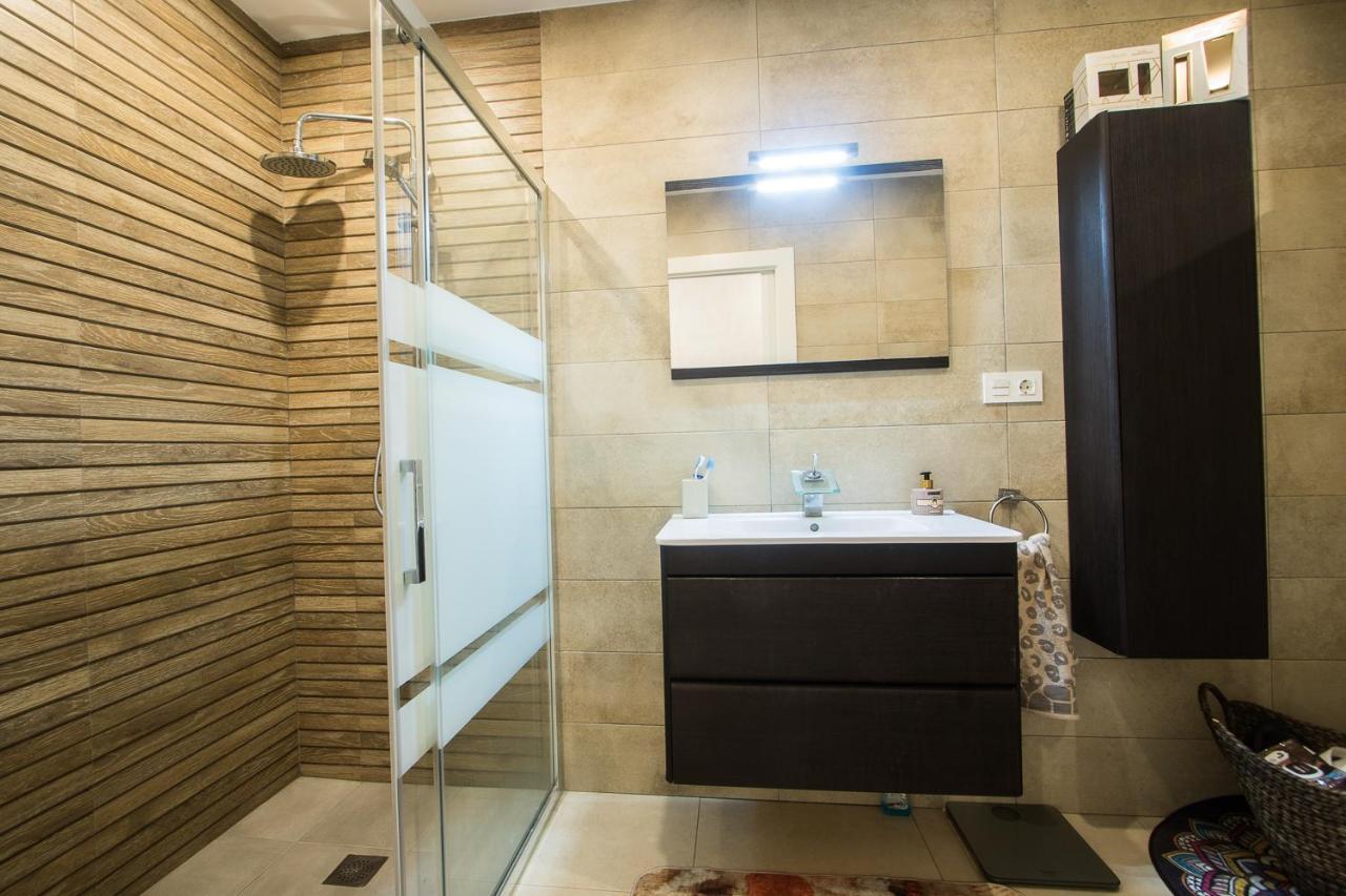 First Line Luxury Apartments אליקאנטה מראה חיצוני תמונה